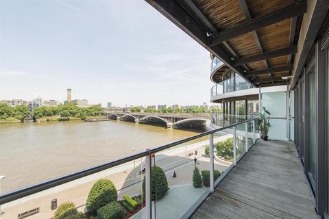 2 bedroom apartment for sale, Centurion Building, Chelsea Bridge Wharf, London, SW11