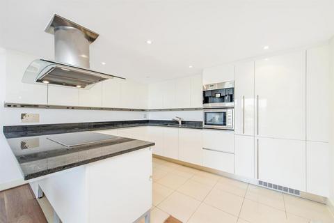 2 bedroom apartment for sale, Centurion Building, Chelsea Bridge Wharf, London, SW11