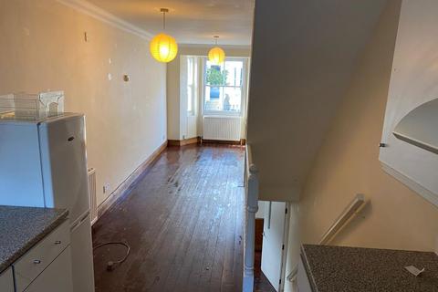 10a Brookfield Road, Hackney, London, E9 5AH