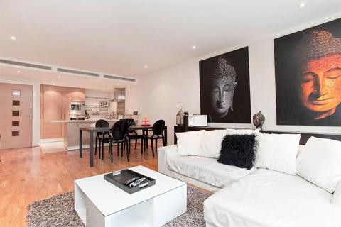 2 bedroom apartment for sale, Howard Building, Chelsea Bridge Wharf, London, SW11