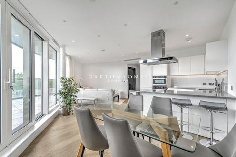 3 bedroom apartment for sale, Altissima House, Vista Chelsea Bridge, London, SW11