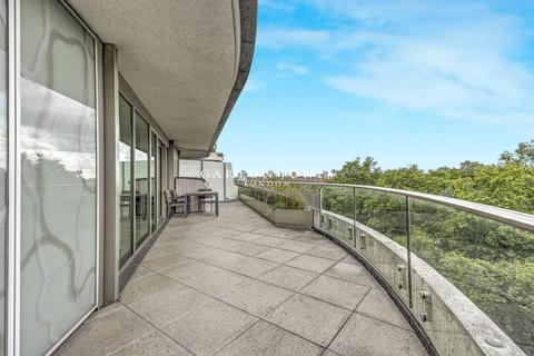 3 bedroom apartment for sale, Altissima House, Vista Chelsea Bridge, London, SW11