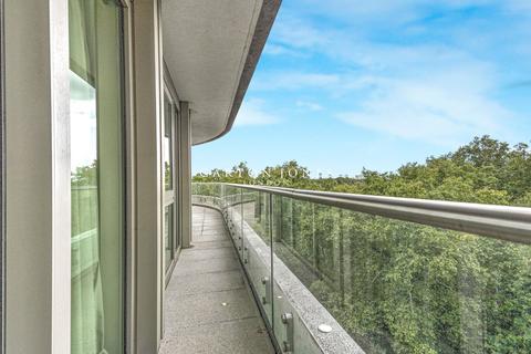 3 bedroom apartment for sale, Altissima House, Vista Chelsea Bridge, London, SW11