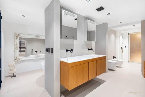 3 bedroom apartment for sale, Howard Building, 368 Queenstown Road, London, SW11