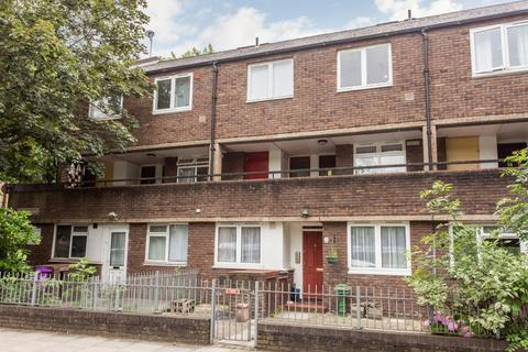 16b Swaton Road, London, E3 4ET