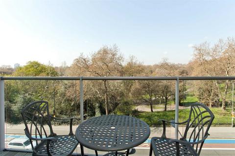 2 bedroom apartment to rent, Eustace Building, 372 Queenstown Road, London, SW11