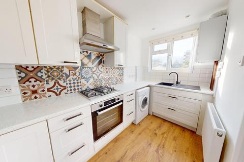 1 bedroom flat to rent, Beaconsfield Villas, Brighton, BN1