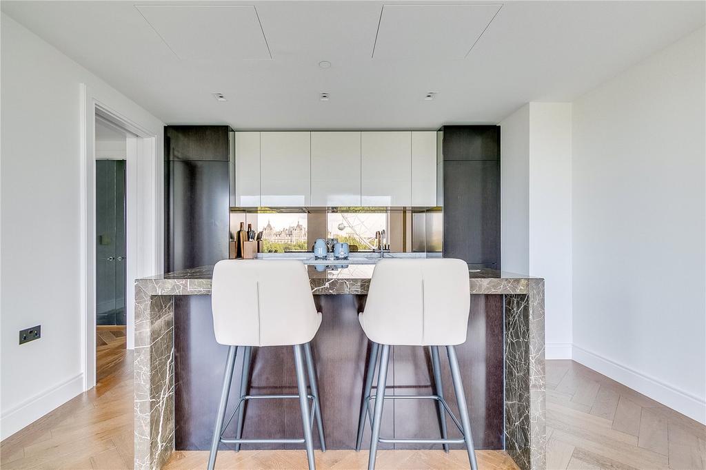 Reception/Kitchen