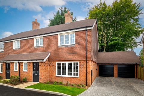 3 bedroom semi-detached house for sale - The Street, West Horsley, Leatherhead, Surrey, KT24
