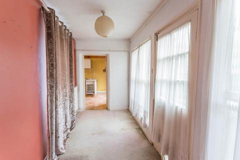 2, Crown Cottages School Lane, Ascot, SL5 8NU