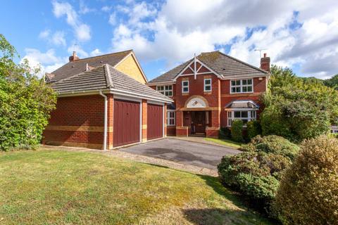 18 Rhigos, Emmer Green, Reading, RG4 8LF