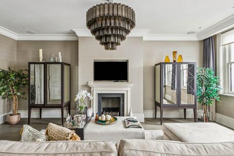 undefined, Ovington Gardens, Knightsbridge SW3