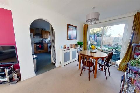 71 Avon Close, Sompting, Lancing, BN15 0BS