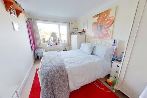 71 Avon Close, Sompting, Lancing, BN15 0BS