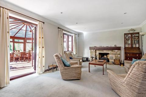 91 Headley Road, Liphook, GU30 7PS