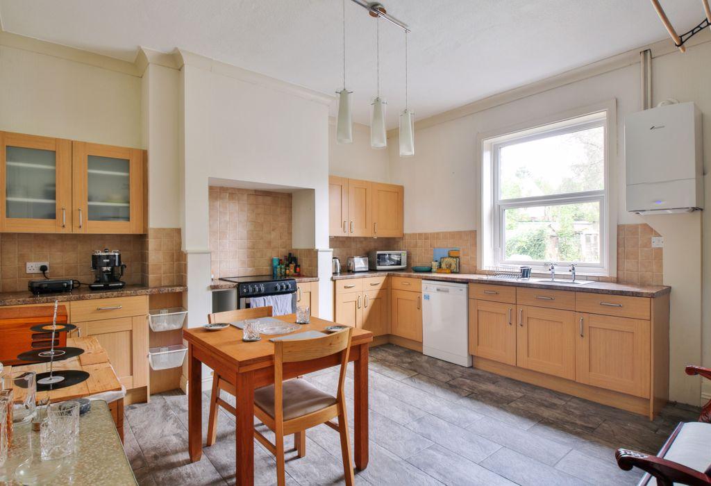 Dining Kitchen (2)