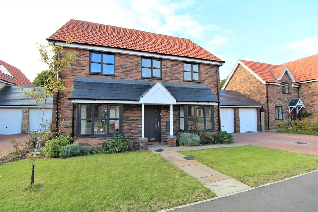 Kidby Way, Weeley Heath, CO16 9FG 4 bed detached house £490,000