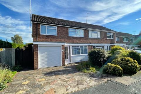 1 Chartwell, Frimley Green, Camberley, GU16 6HW