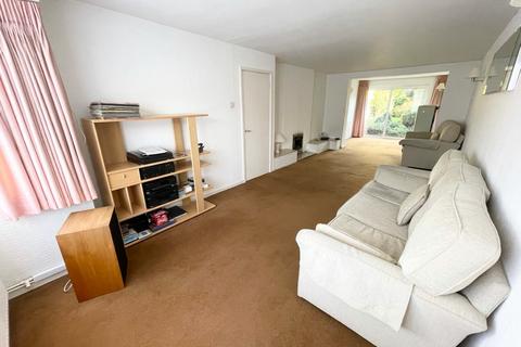 1 Chartwell, Frimley Green, Camberley, GU16 6HW