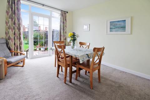 11 Goldthorn Crescent, Wolverhampton, WV4 5TX