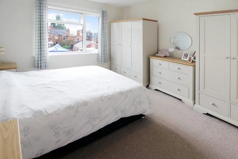 11 Goldthorn Crescent, Wolverhampton, WV4 5TX