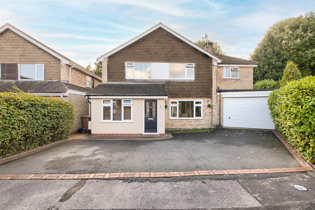 Clifton Crescent, Solihull, B91 4 bed detached house £645,000