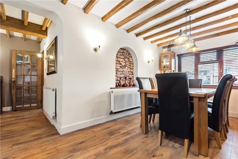 2 Cupernham Lane, Romsey, SO51 7JH