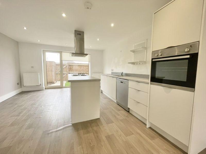 Kitchen dining