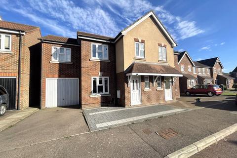 4 bedroom semi-detached house for sale - Westbury Rise, Church Langley