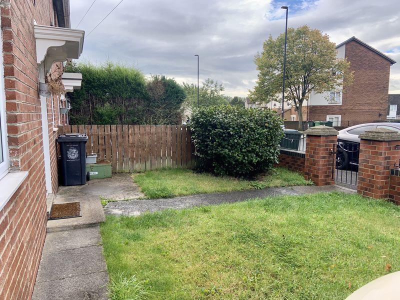 Stoneleigh Avenue, Longbenton 3 bed semidetached house £155,000