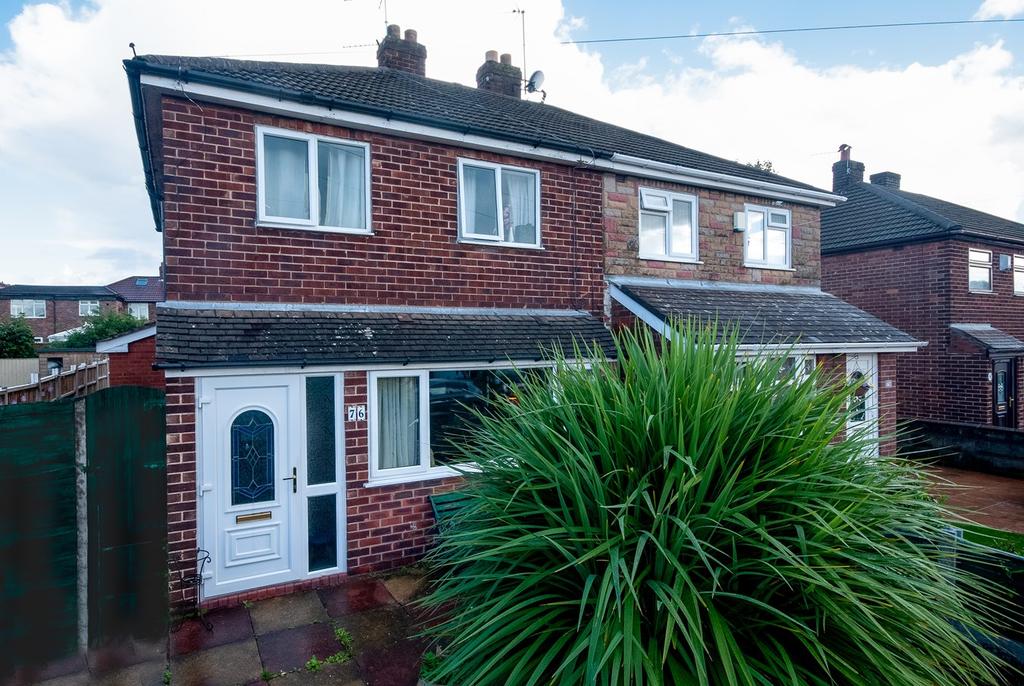 Delery Drive, Padgate, Warrington, WA1 4 bed semidetached house £215,000