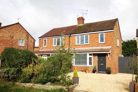 33 Hilltop Road, Caversham, Reading, RG4 7HR