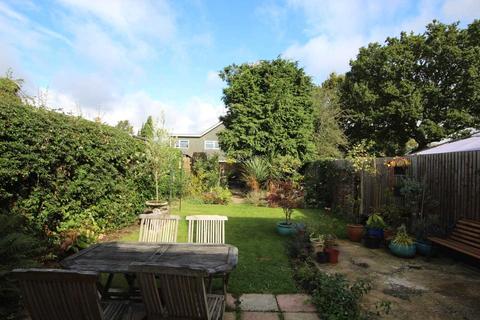 33 Hilltop Road, Caversham, Reading, RG4 7HR