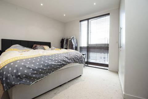 1 bedroom apartment to rent, The Heart, Walton-On-Thames