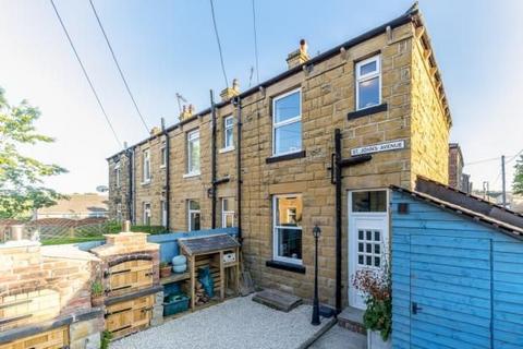 2 bedroom terraced house to rent, St John's Avenue, Batley