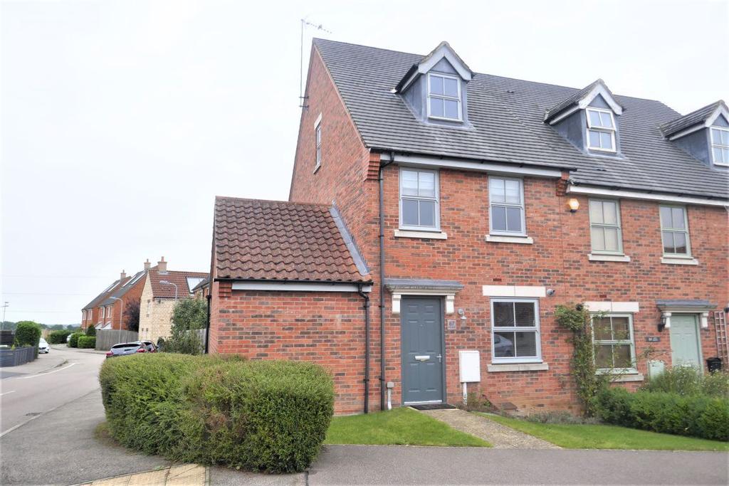 Long Breech, Mawsley, Kettering, Northants 3 bed house £1,100 pcm (£