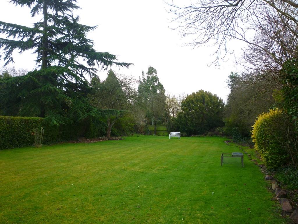 10 - Communal Garden.JPG
