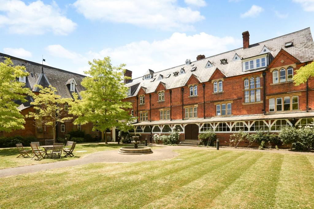 Communal Grounds