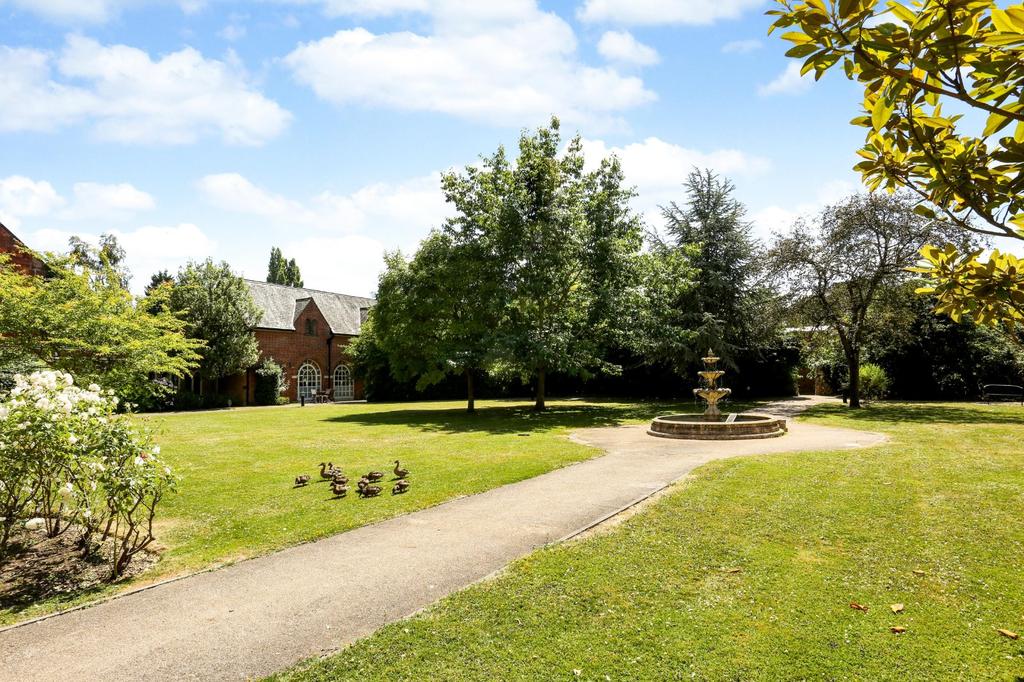Communal Grounds