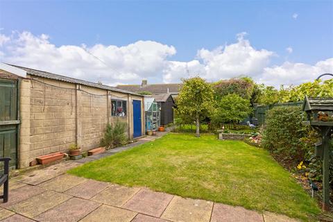 23 Cokeham Road, Sompting, Lancing, BN15 0AE