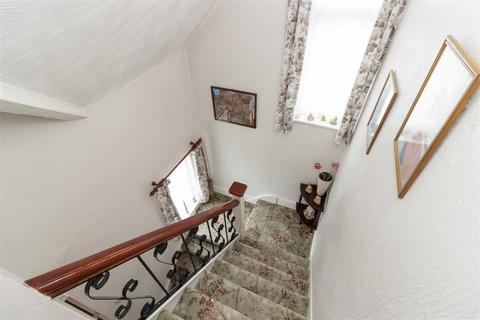 23 Cokeham Road, Sompting, Lancing, BN15 0AE