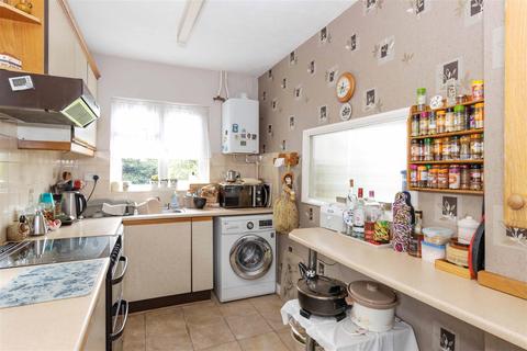23 Cokeham Road, Sompting, Lancing, BN15 0AE