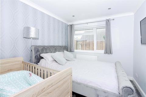 71 Brook Way, Lancing, BN15 8DH