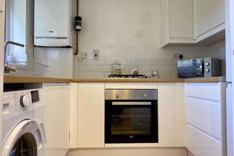 51 Churchfields, Barry, CF63 1FQ