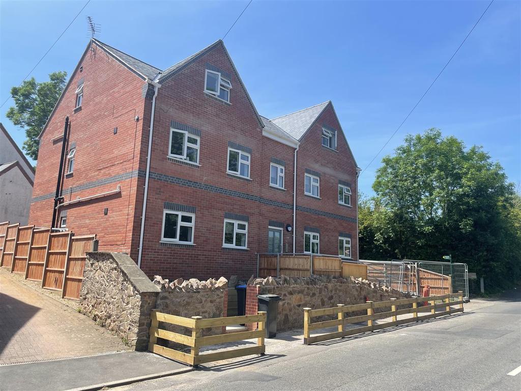 Markfield Road, Groby, Leicester 1 bed apartment £675 pcm (£156 pw)