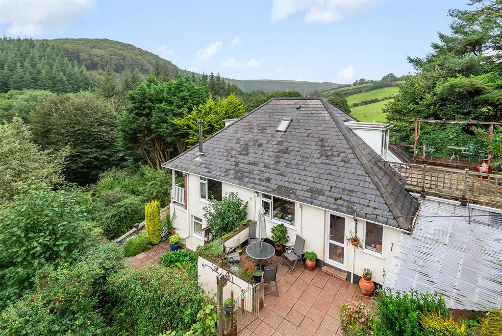 West Down, 5 bed detached house £650,000