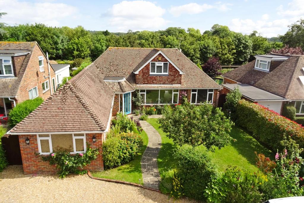 Downview Road, Barnham 4 bed detached house £700,000