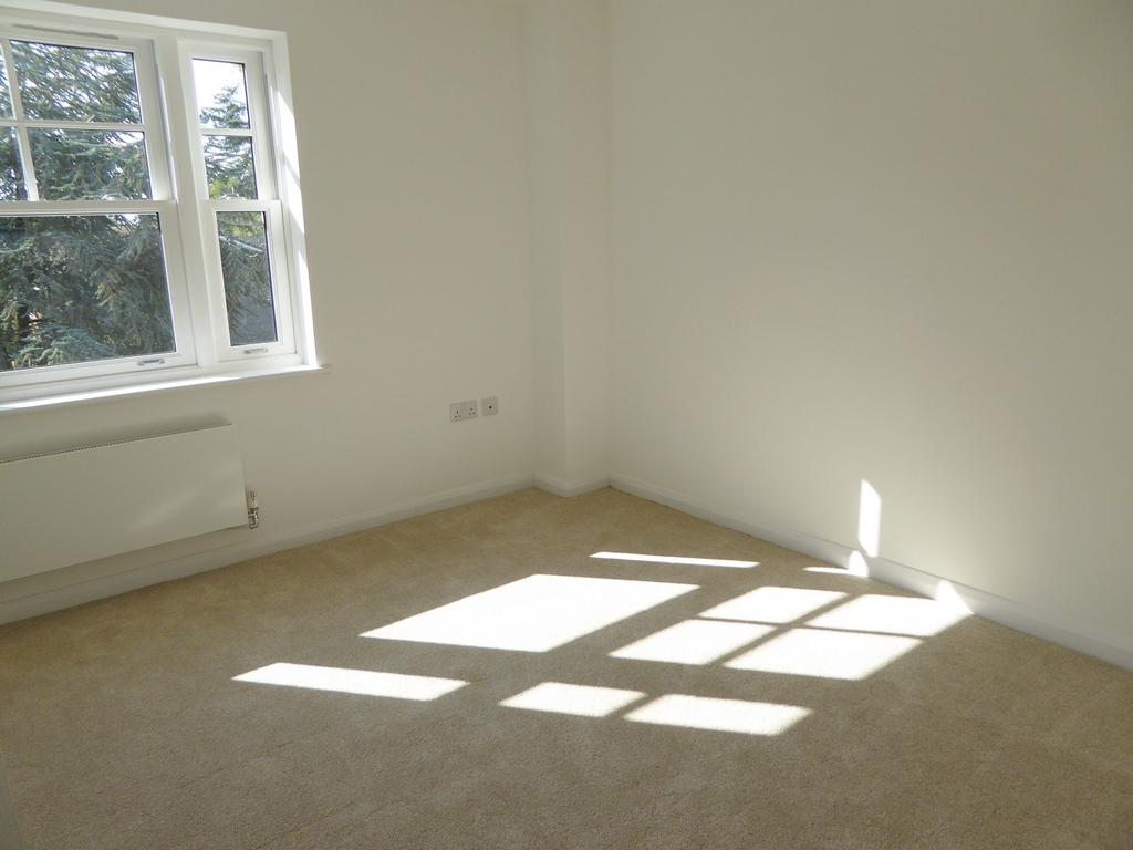 Westcote Road, Reading, RG30 - View 5
