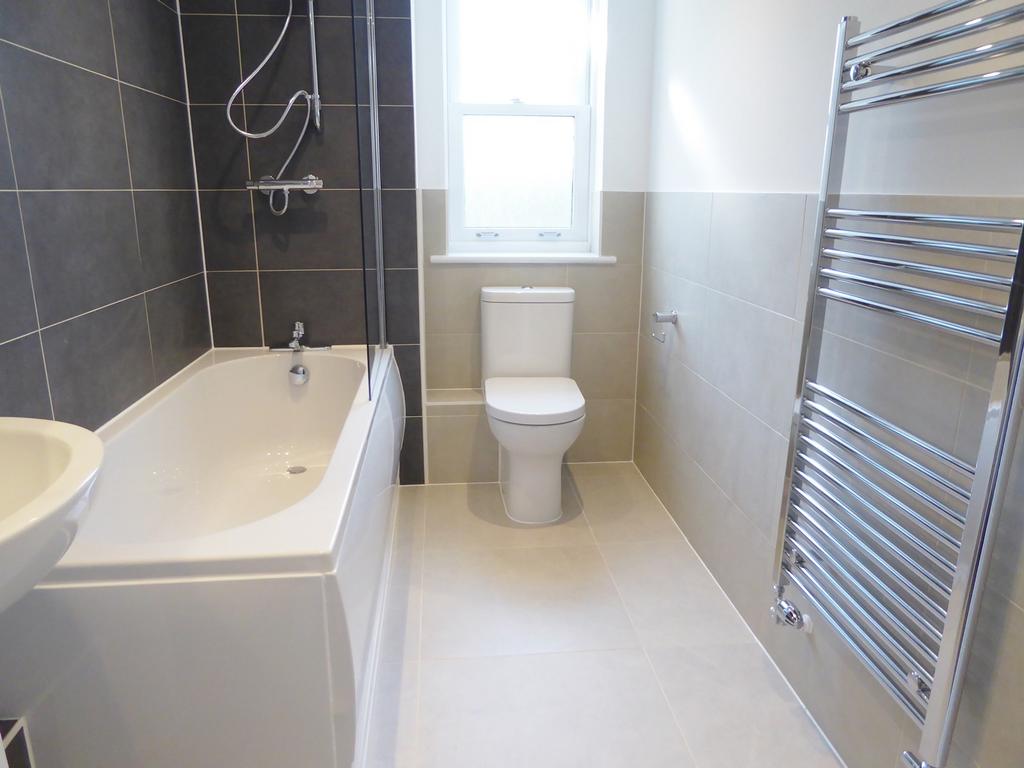 Westcote Road, Reading, RG30 - View 6