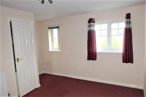 2 bedroom semi-detached house to rent, Oporto Close, Burnley, BB11